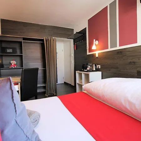 Mh Lamm Hotel 4*
