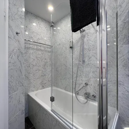 Mh Lamm Hotel 4*