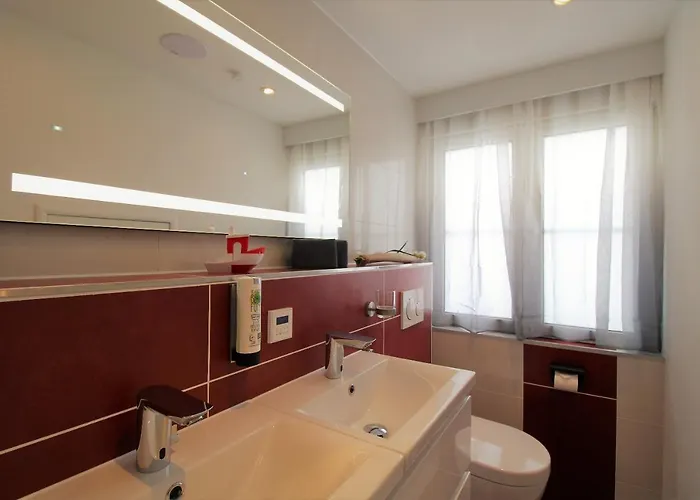 Mh Lamm ホテル ロットヴァイル